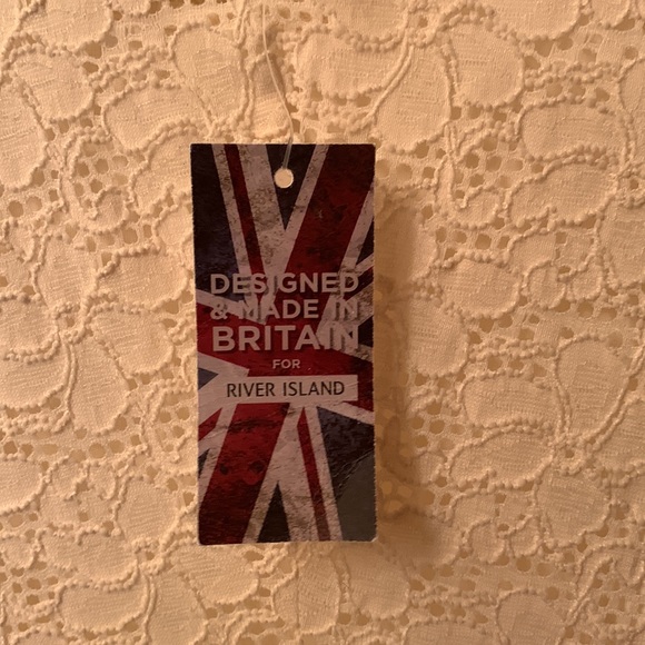 Cream Lace Body Contouring Dress, NWT, Size UK 10, Fits US size Small - Picture 3 of 4